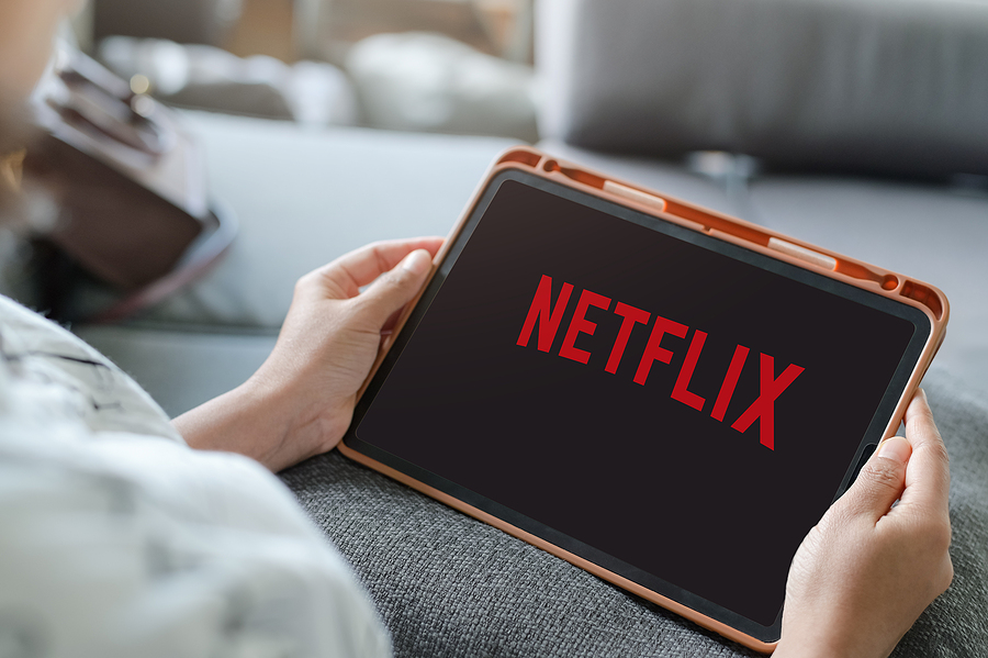Un Coup de Théâtre ? Les Inquiétudes autour de l'Éventuelle Acquisition de HBO Max par Netflix