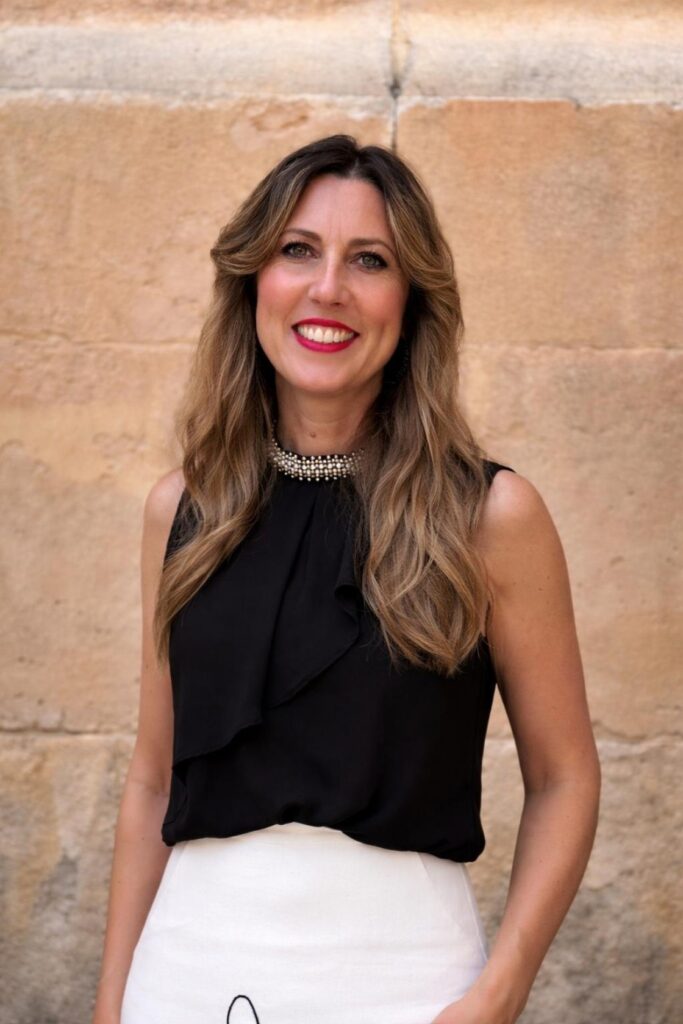 Renforcer l'Attractivité de Caja Rural pour Séduire la Clientèle Jeune : Un Défi Passionnant